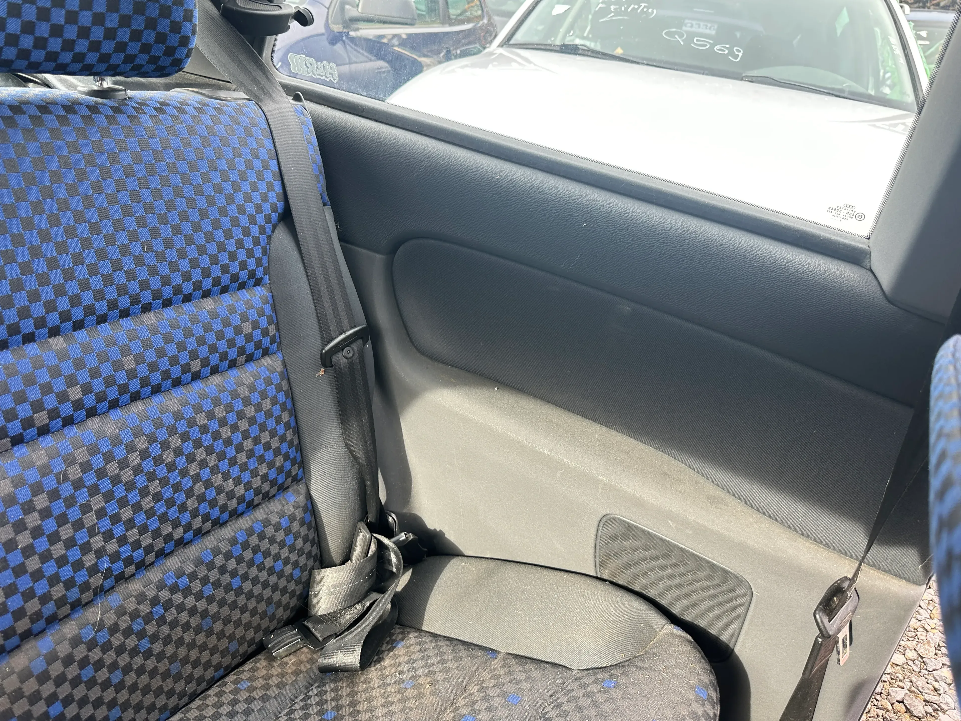 1x A3 8L Seitenverkleidung Seite Verkleidung links hinten 2/3-Türer onyx schiefe - Bild 1