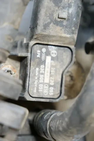 A4 8E A6 4F Ansaugbrücke Saugrohr AUK BKH 3,2 FSI Benzin 06E133210K - Bild 9
