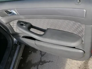 1x A6 4B Türverkleidung Verkleidung Tür vorne rechts schwarz soul - Bild 4