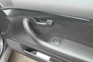 1x A4 8E B6 Türverkleidung Verkleidung Tür vorne rechts soul schwarz - Bild 2