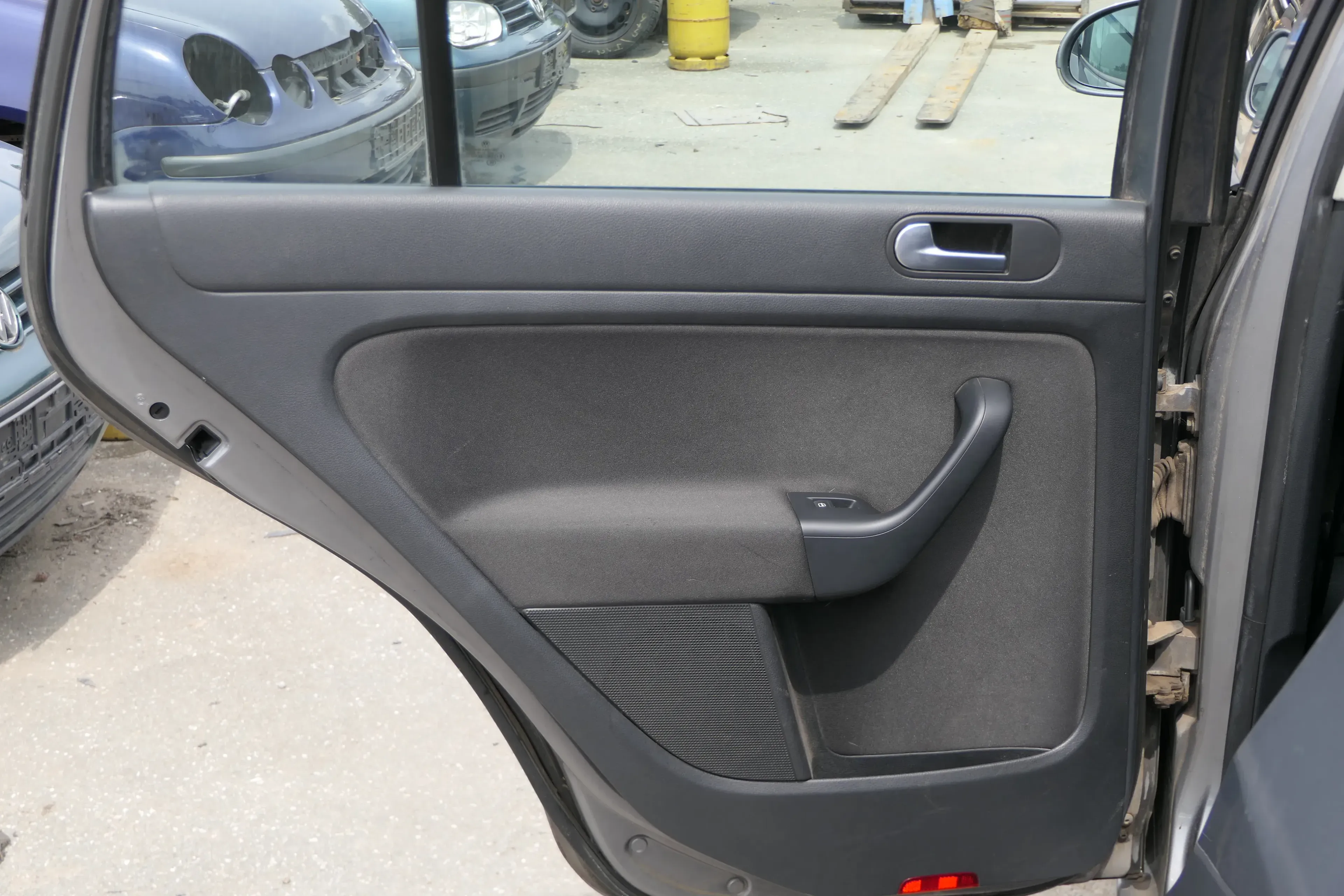 1x Golf Plus 5M Türverkleidung Verkleidung Tür hinten links schwarz - Bild 1