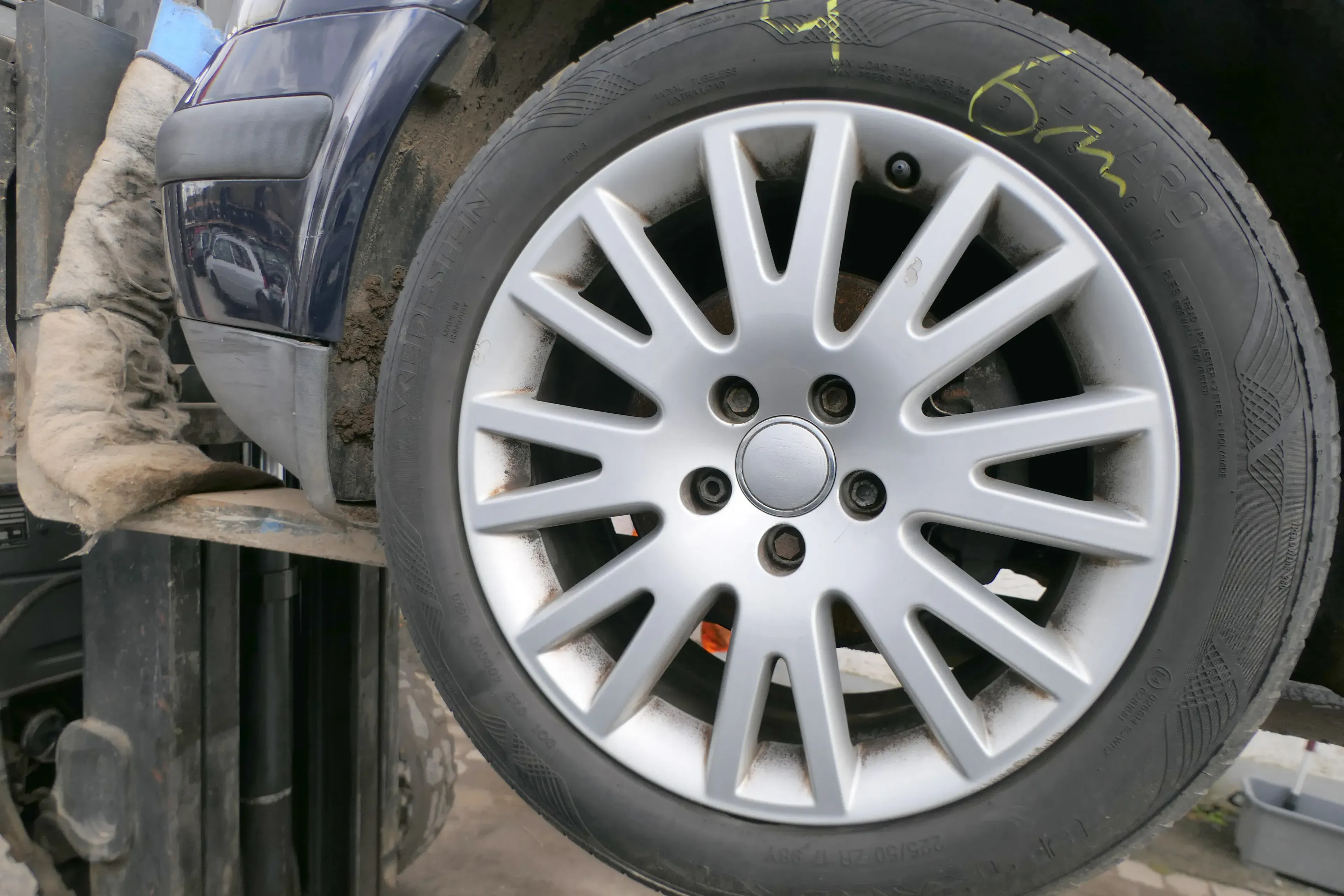 4x A6 4F Alufelgen Sommerreifen Reifen Felgen 225/50 R17 98Y  6-7mm 4f0601025AK - Bild 1