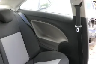 Seat Ibiza 6J Verkleidung hinten links 2/3-Türer Seite - schwarz / grau - Bild 1
