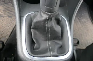 Polo 6R 6C Schaltknauf Schaltsack Schaltung Schaltknüppel Leder schwarz 5-Gang - Bild 3