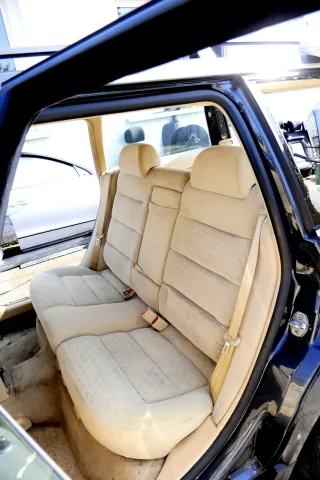 VW Passat 3B 3BG Kombi Variant Sitz Rückbank Rücksitzbank ohneKopfstützen beige - Bild 2