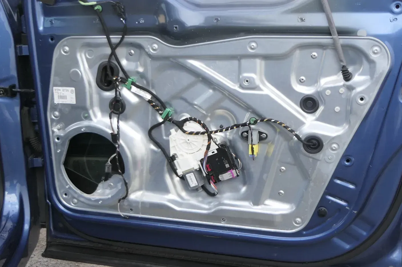 VW Tiguan 5N elektrischer Fensterheber vorne rechts Fensterhebermodul Modul - Bild 1