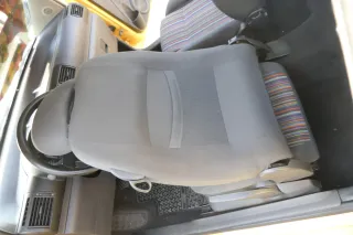 VW Fox Sitz Fahrersitz vorne links OHNEAirbag höhenverstellbar - Bild 5