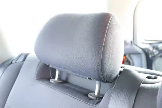 Audi A4 B5 A6 4B Kopfstütze hinten rechts oder links blau maritimblau - Bild 1