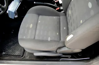 Seat Arosa Lupo Sitz vorne links Fahrersitz Höhenverstellung dunkel RAVE - Bild 3