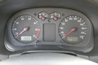 VW Golf 4 Tacho Tachometer Kombiinstrument 203.000km 1J0920802 1,4 16V 75PS 55kw - Bild 1