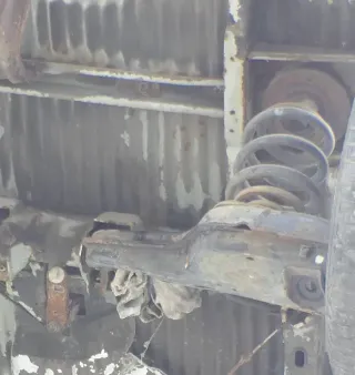 VW T4 Achse hinten rechts Hinterachse Achsschenkel Radlager Trommelbremse Bremse - Bild 1