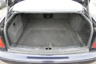 Audi A8 4D Verkleidung Teppich Kofferraum Kofferraumteppich Ladeboden - Bild 1