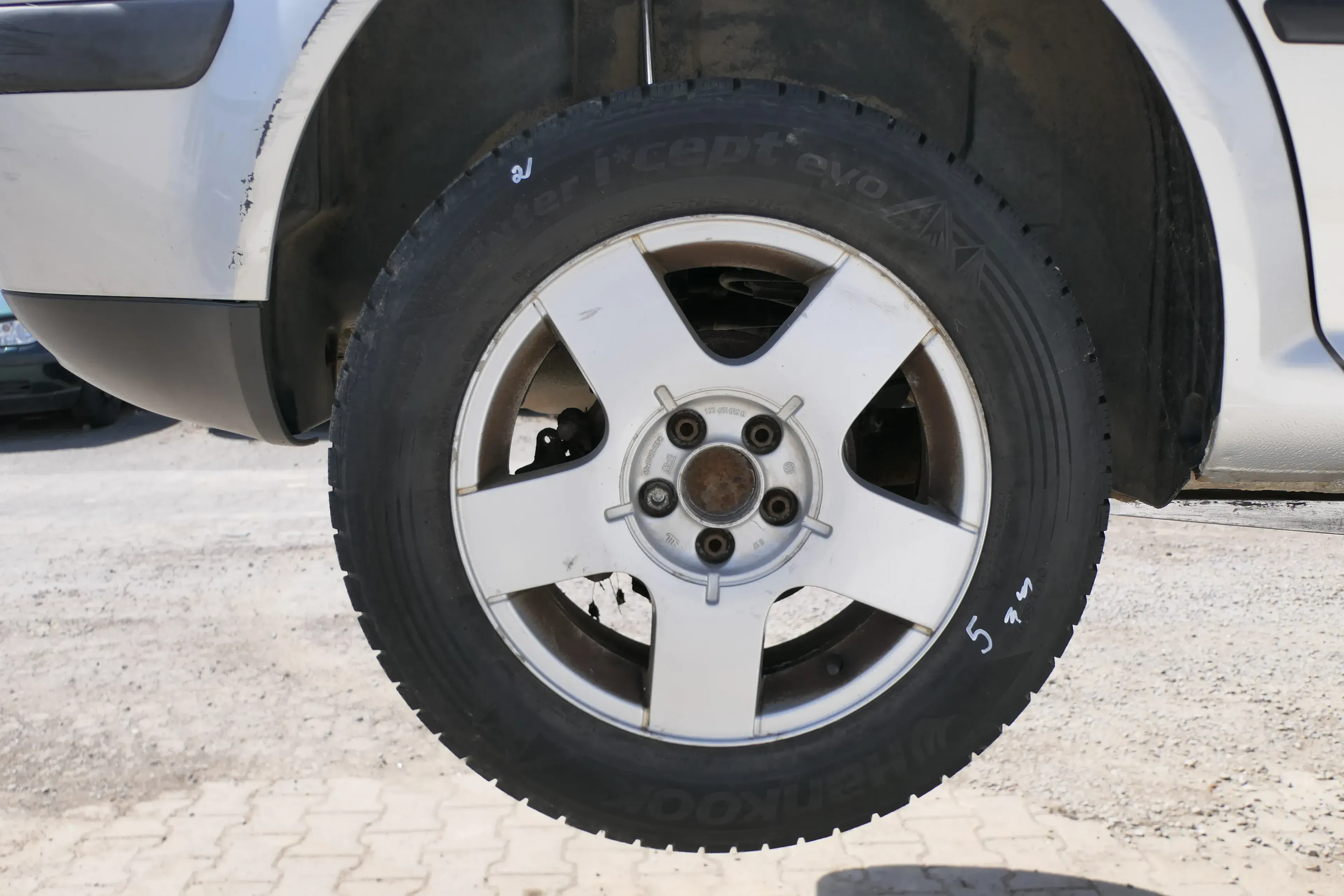 1x Felge Alufelge original VW Golf 4 Bora 6jx15H2 ET38 1J0601025B 195/65 R15  2 - Bild 1