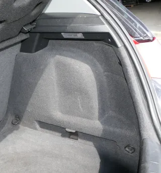 Seat leon 1P Abdeckung Verkleidung Kofferraum sachwarz hinten rechts 1P0867428C - Bild 1