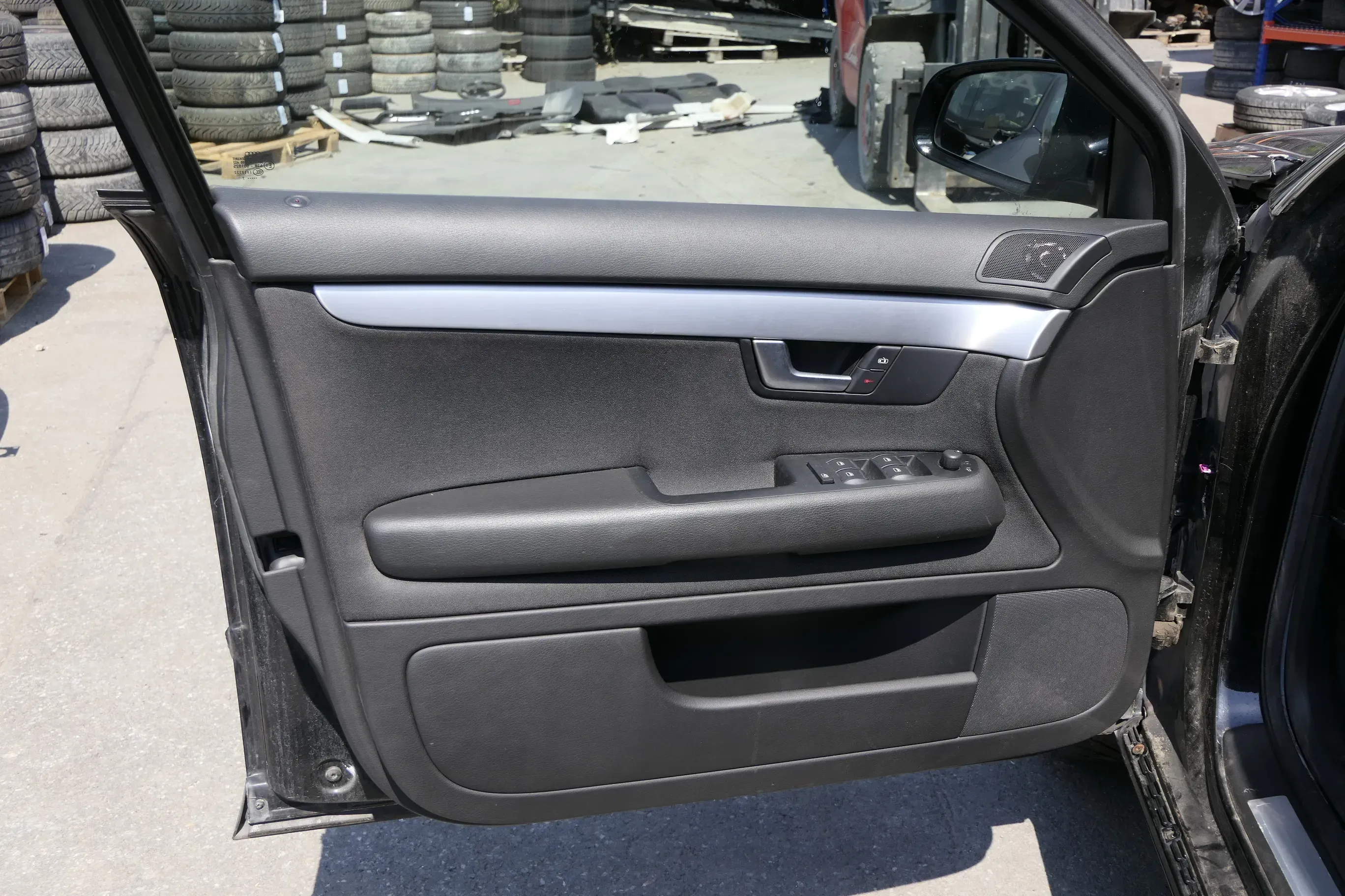 4x Audi A4 8E B7 Türverkleidung Verkleidung Tür vorne und hinten schwarz 4 Stück - Bild 1