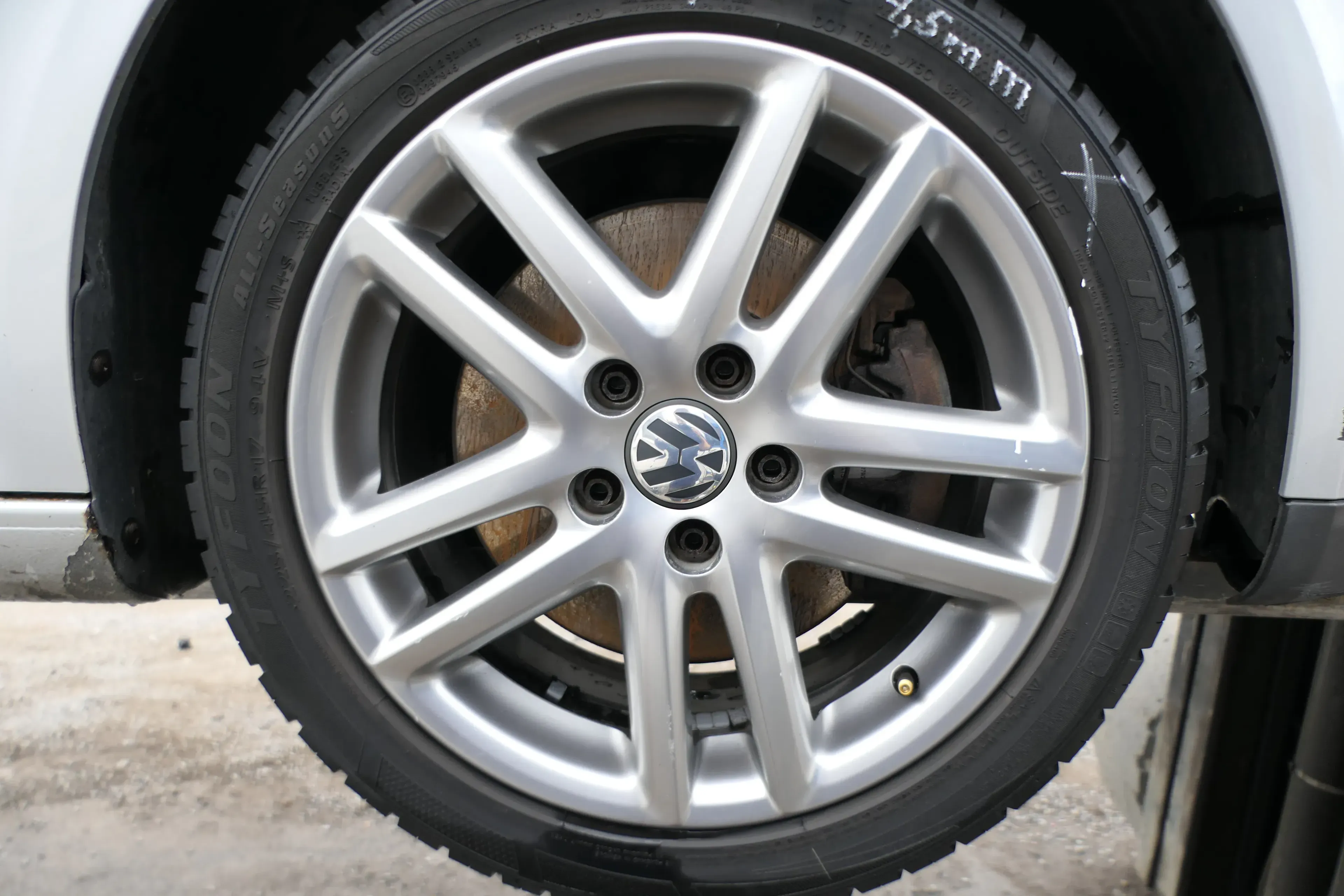 1x Felge Alufelge original Golf 5 6 Touran 7jx17H2 ET54 1K0601025AF 1K0601025DD - Bild 1