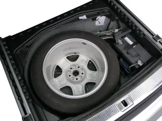 A4 8E B6 B7 A6 4F Alufelge 4D0601025B Ersatzrad Reifen Ersatzreifen 225/55 R17 - Bild 1