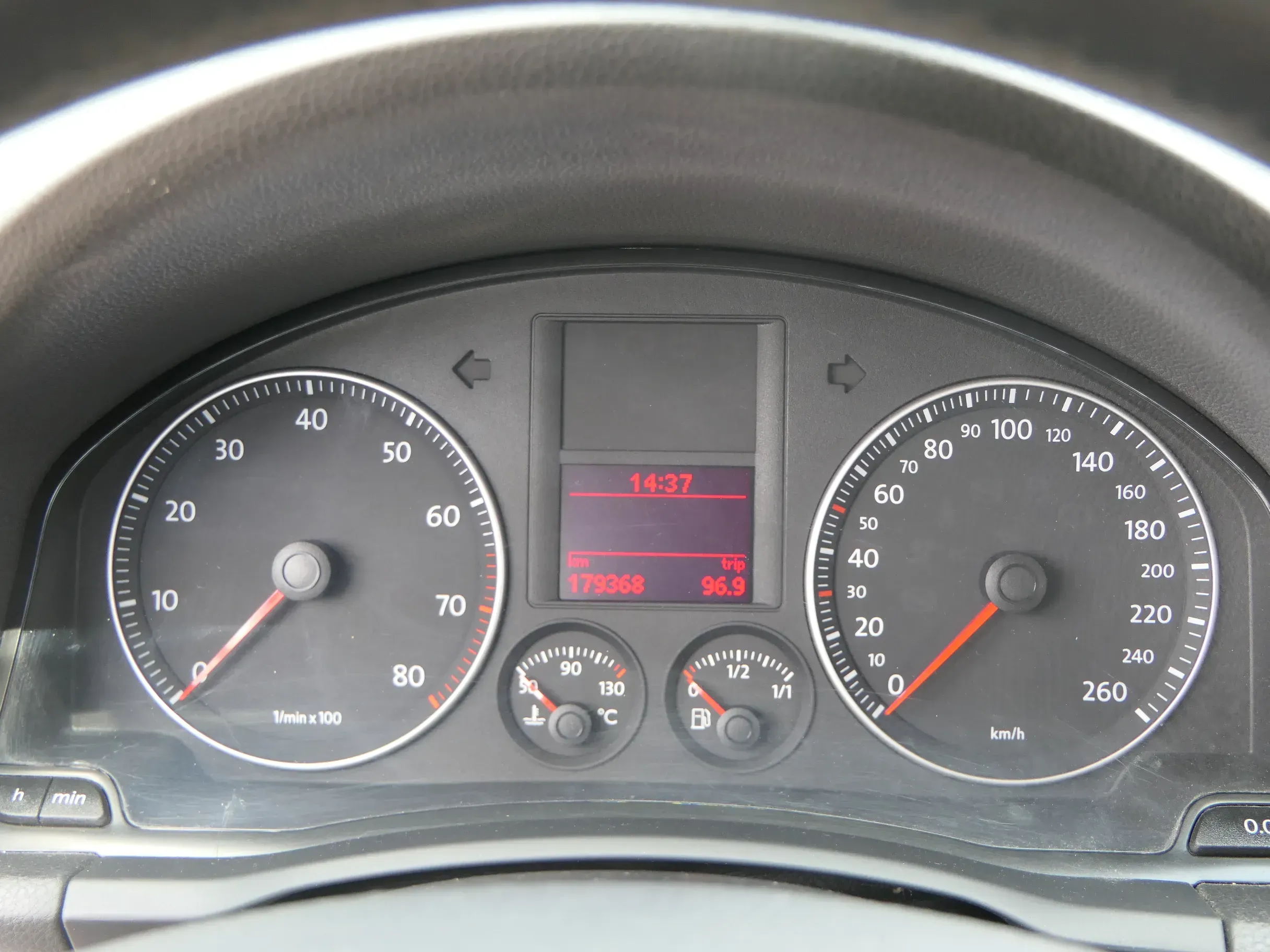 VW Golf 5 Tacho Tachometer Kombiinstrument 1K0920864AX 1,6 75kw BSE 179.000km - Bild 1
