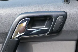 1x VW Polo 9N 9N3 Türverkleidung Verkleidung Tür hinten links 4/5-Türer dunkel - Bild 4