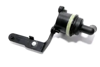 VW Audi Zusatzwasserpumpe Wasserpumpe Pumpe 5N0865561A ORIGINAL - Bild 2