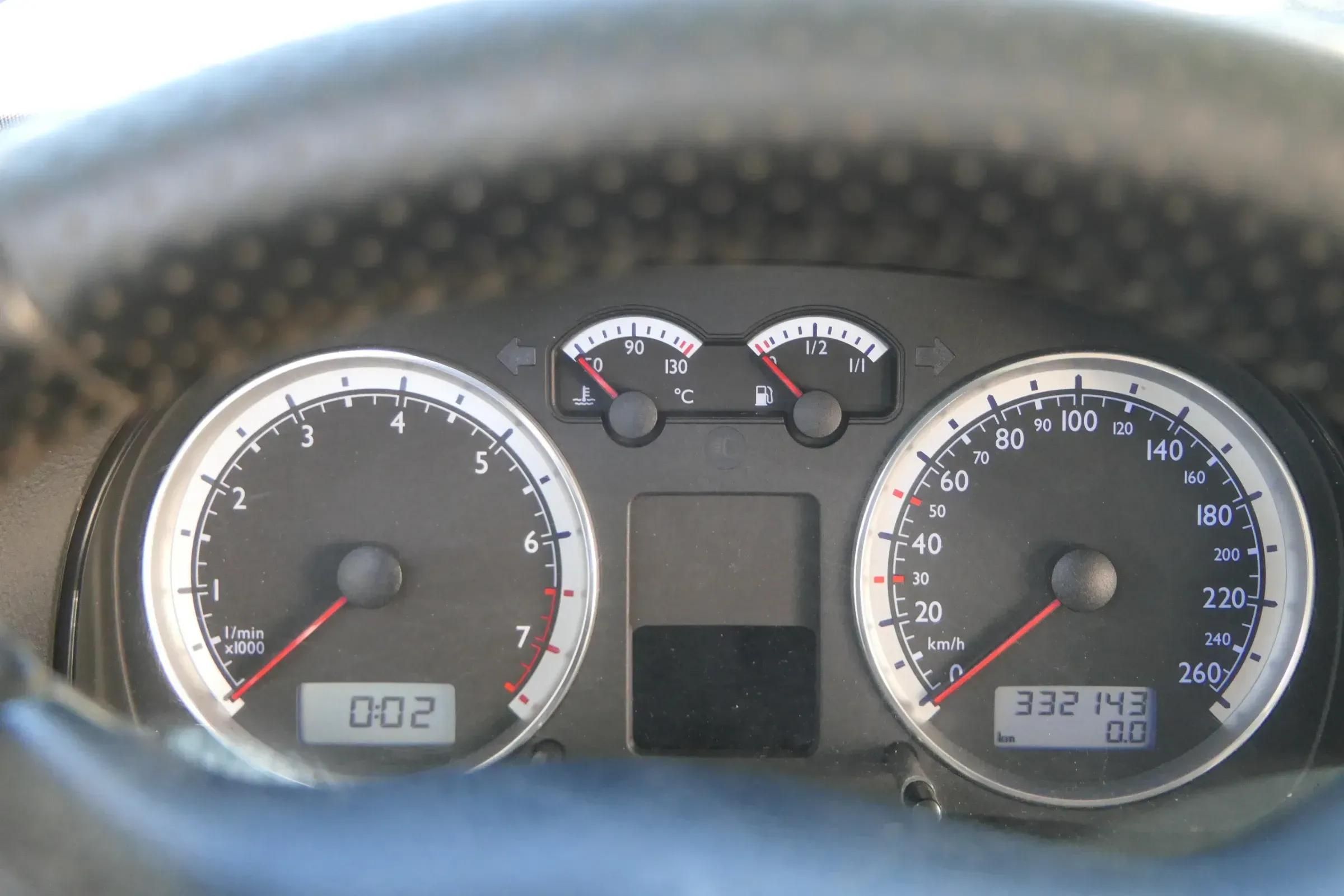 VW Bora Tacho Tachometer Kombiinstrument 332.000km 1J5920825A 1,6-2,8 - Bild 1