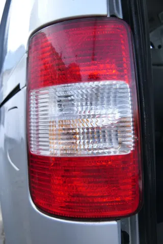 VW Caddy 2K original Rücklicht Rückleuchte Heckleuchte hinten links Hecklicht - Bild 1