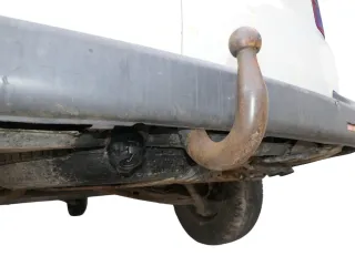 VW T5 Multivan feste starre Anhängerkupplung mit Kabelbaum - Bild 1