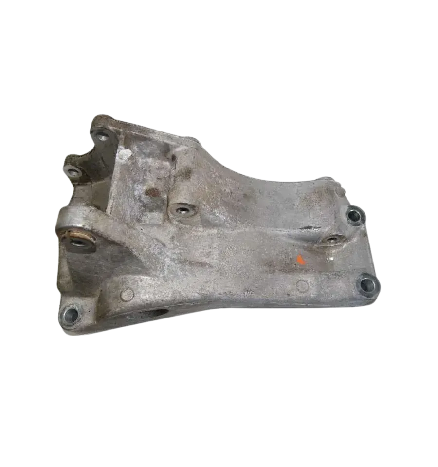 VW Polo 6N2 Halter Konsole Lichtmaschine Träger 030145167D ohneKlima - Bild 1