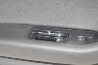 1x Audi A6 4F Türverkleidung Verkleidung Tür hinten links Volterra Leder S-line - Bild 3