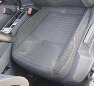 Golf 7 5G nur Bezug von Sitzfläche für Sitz Fahrersitz vorne links BEZUG!+Polste - Bild 1