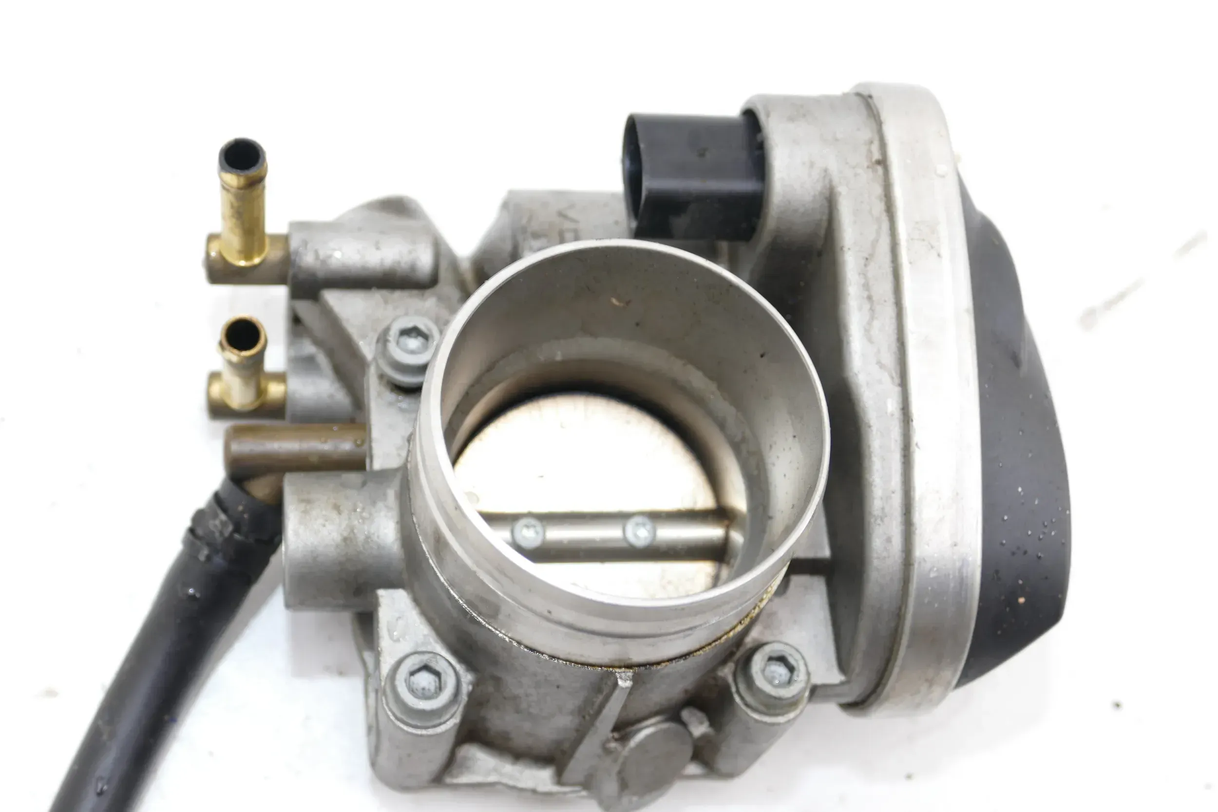 VW Golf 5 Touran Drosselklappe 06A133062AT BSE 1,6l BSF 75kw 105PS - Bild 1