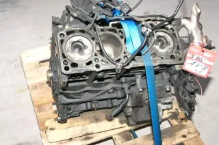 VW Passat 3B Audi A4 8E Motorblock Block1,9 TDI 74kw 101PS AVB - Bild 1