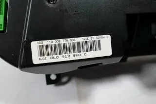 Audi A3 8L Tacho Tachometer Kombiinstrument 8L0919860C 199000km Benziner 260km/h - Bild 4