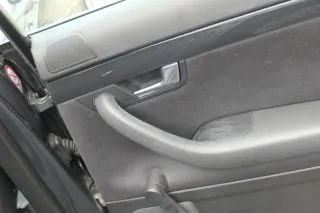 1x A4 8E B6 Türverkleidung Verkleidung Tür hinten rechts schwarz soul - Bild 2