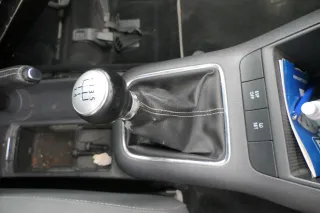 VW Golf Plu Schaltknauf Schaltsack Schaltung Schaltknüppel original 5-Gang Leder - Bild 2