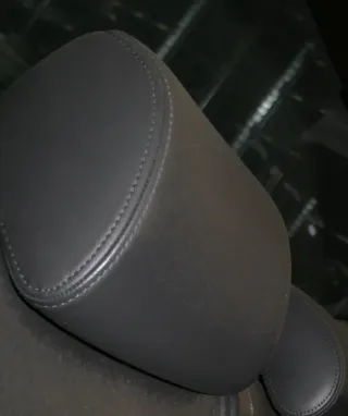 1x Jetta Golf Kom Kopfstützen Kopfstütze hinten links/rechts Leder anthrazit - Bild 1