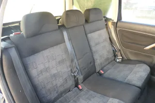 VW Passat 3B 3BG Kombi Variant Sitz Rückbank Rücksitzbank 3 Punkt Gurt Sport - Bild 4