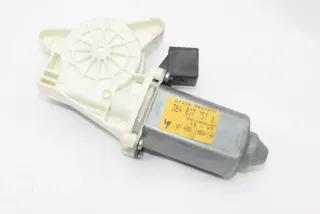 VW Passat 3B ektrischer Fensterheber vorne links 3B4837751A Fensterhebermotor - Bild 1