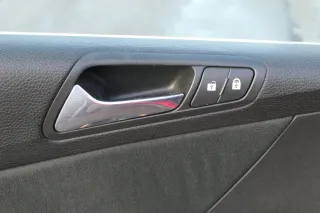 VW Passat 3C Variant 1x Türverkleidung Verkleidung Tür vorne links schwarz - Bild 3