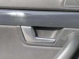 1x A4 8E B6 Türverkleidung Verkleidung Tür hinten links soul schwarz - Bild 4