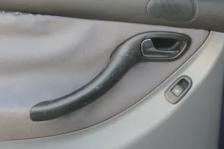 1x Leon 1M Toledo Türverkleidung Verkleidung Tür hinten links grau Griff - Bild 3