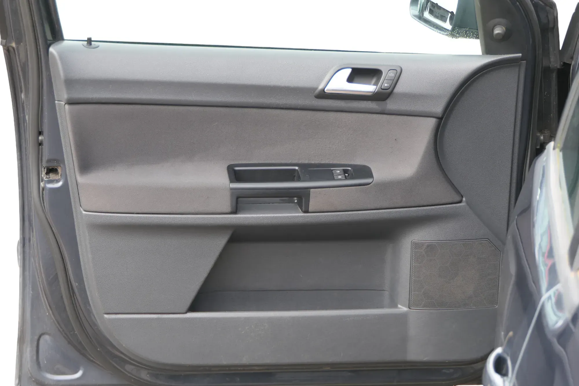1x VW Polo 9N 9N3 Türverkleidung Verkleidung Tür vorne links  4/5-Türer dunkel - Bild 1