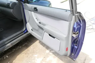 1x A3 8L Türverkleidung Verkleidung Tür vorne rechts 2/3-Türer schiefer grau - Bild 3