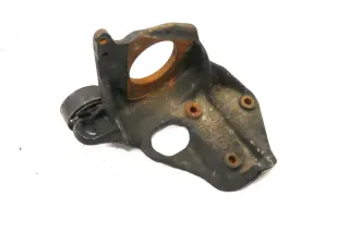 VW T4 Einspritzpumpe Halter Konsole 2,5 TDI ACV 074130147C - Bild 2