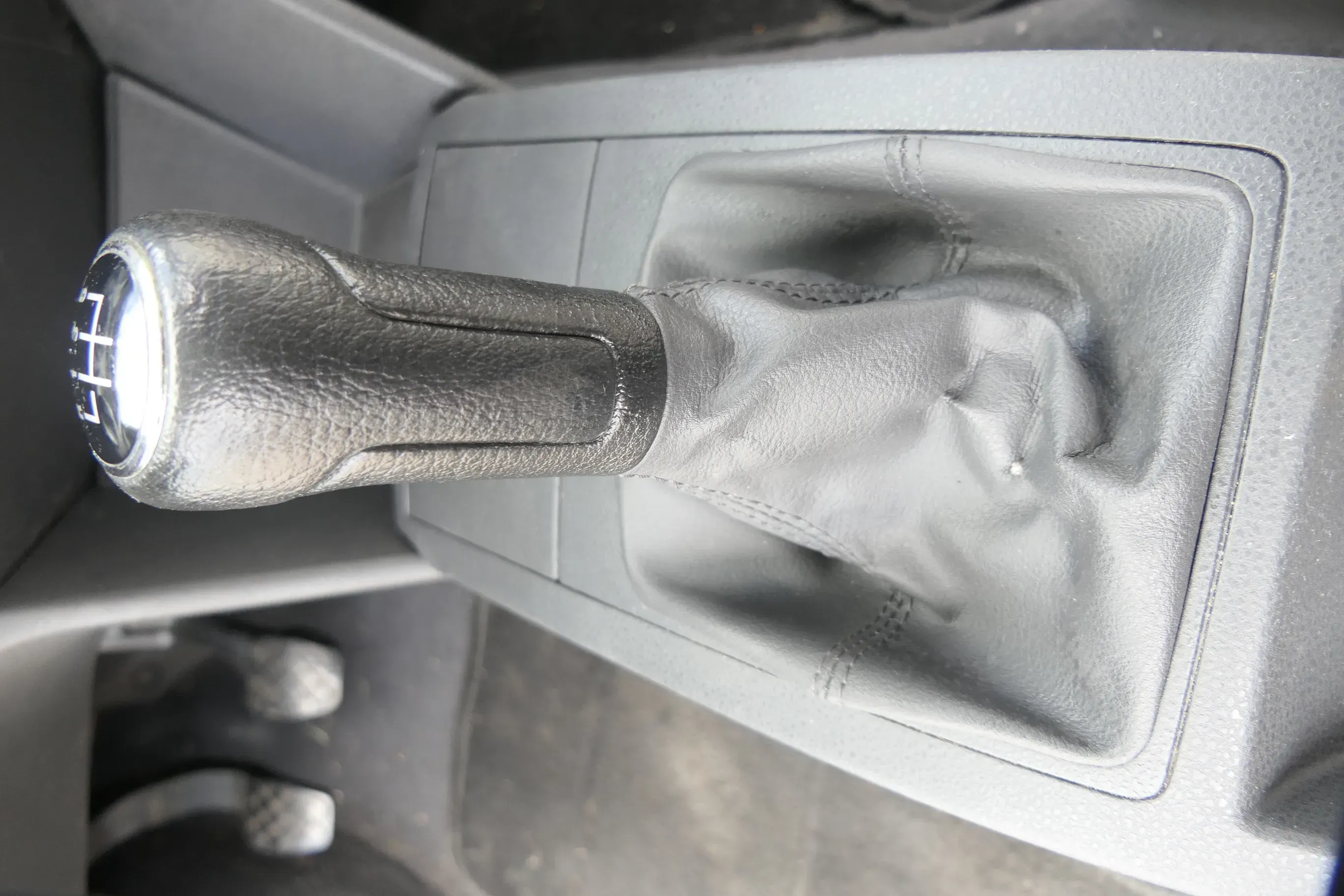 VW Polo 9N 9N3 Schaltknauf Schaltsack Schaltung Schaltknüppel 6Q171113F  c - Bild 1