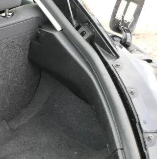 VW New Beetle 9C Abdeckung Verkleidung Kofferraum hinten rechts - Bild 2