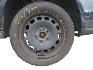2x VW Passat 3C Golf Reifen Winterrreifen M&S 205/55 R16 91H Felgen 4-6mm - Bild 1