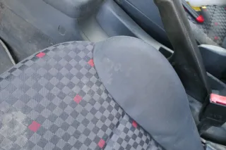 A3 8L Sitz Fahrersitz vorne links 2/3-Türer klappbar höhenverstellbar rot - Bild 9
