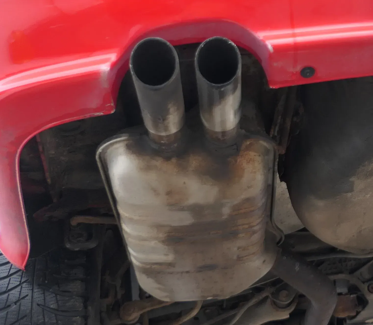 Audi 80 Quattro Allrad Auspuff Endschalldämpfer links hinten 2,6 2,8 ABS ACZ AAH - Bild 1