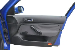 1x VW Golf 4 Bora Limousine / Kombi Türverkleidung Verkleidung Tür vorne rechts - Bild 2